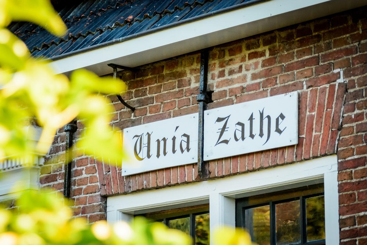 Bed and Breakfast Unia Zathe à Ee Extérieur photo