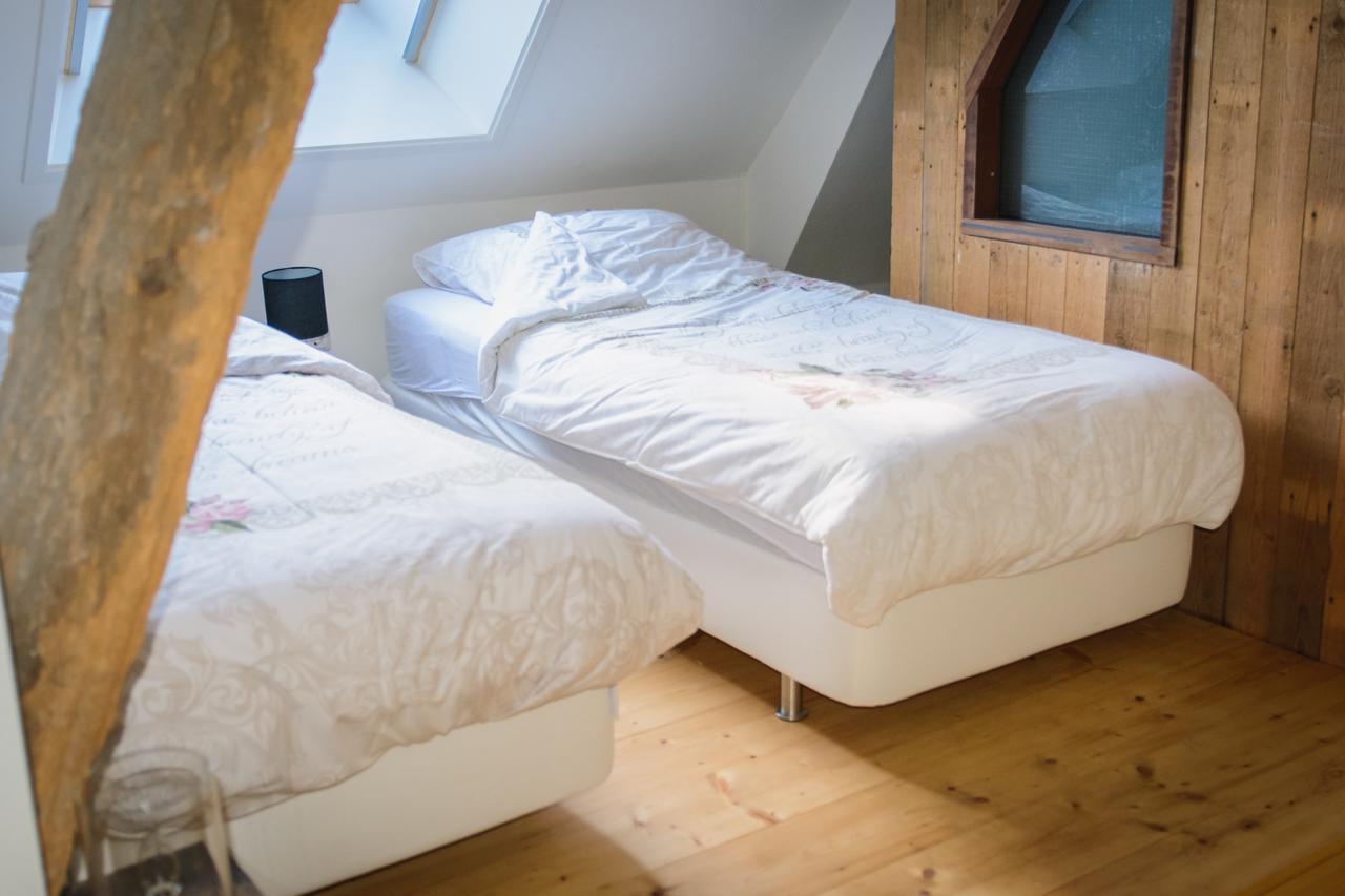 Bed and Breakfast Unia Zathe à Ee Extérieur photo